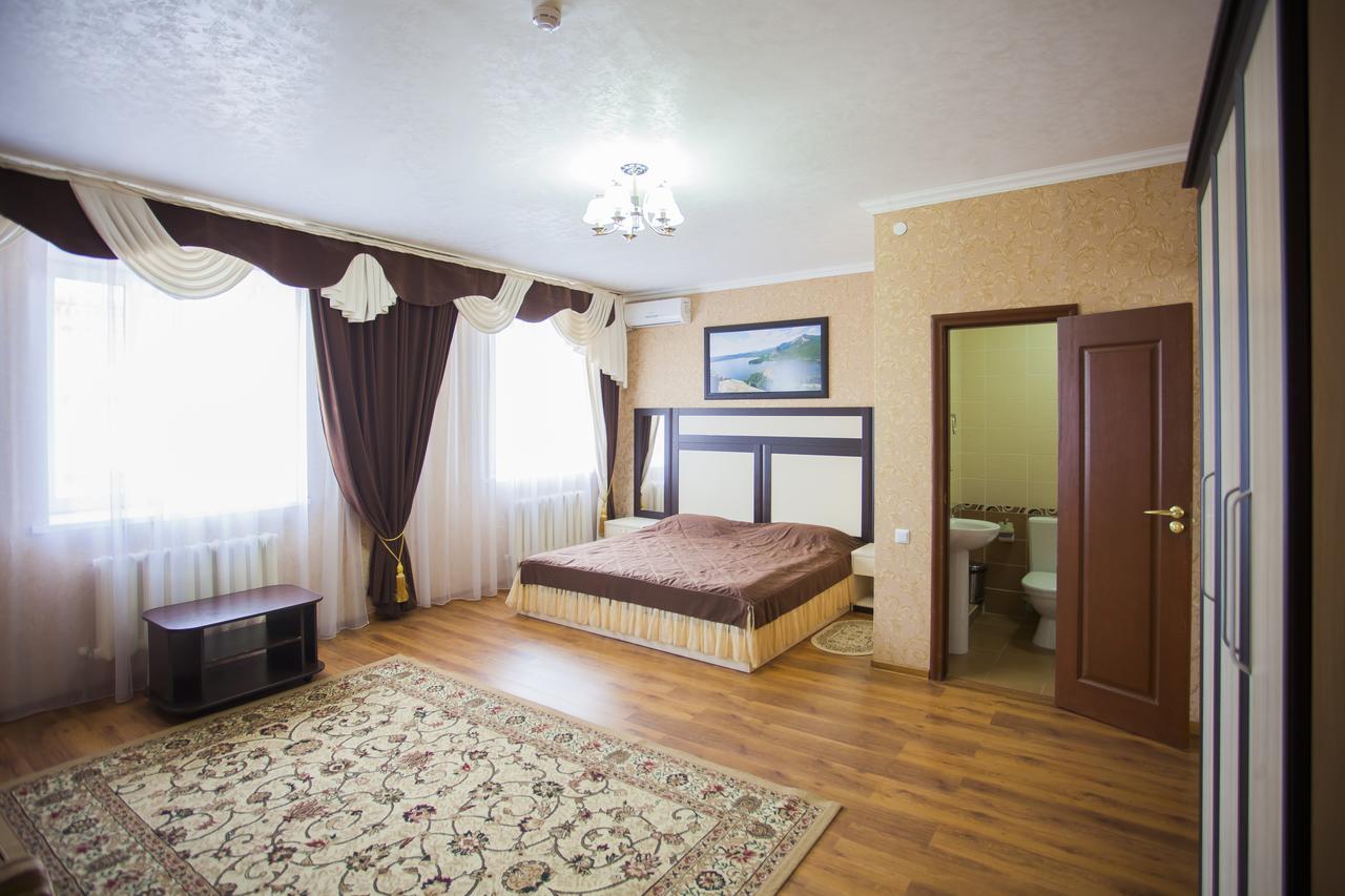 Jumbaktas Borovoe Hotel Buitenkant foto