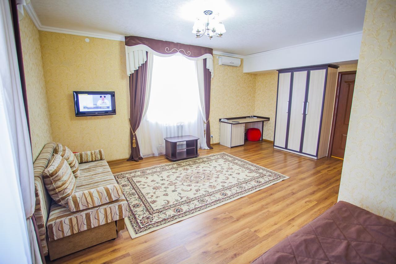 Jumbaktas Borovoe Hotel Buitenkant foto
