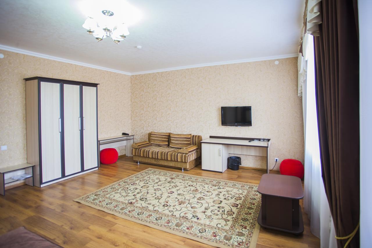 Jumbaktas Borovoe Hotel Buitenkant foto