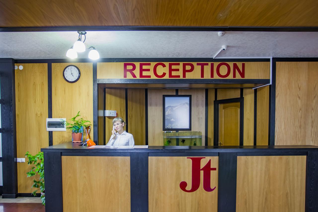 Jumbaktas Borovoe Hotel Buitenkant foto